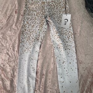 Zara Women's White and Gold Splatter Jeans